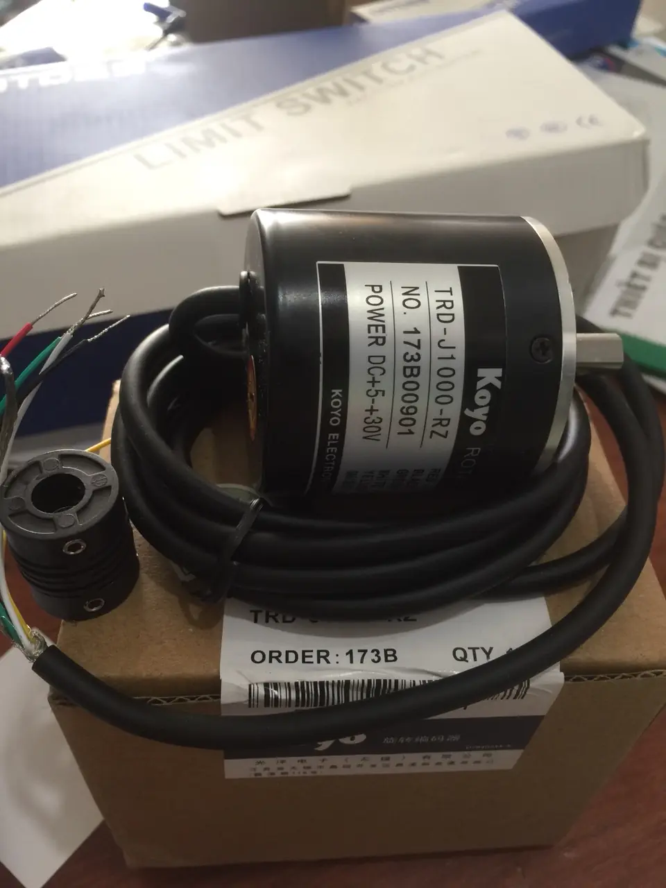 ENCODER KOYO TRD- J1000- RZ-6M